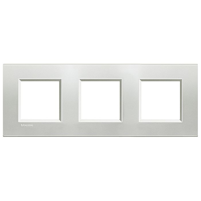 Рамка 3 поста BTicino LIVING LIGHT, серебристый, LNA4802M3AG